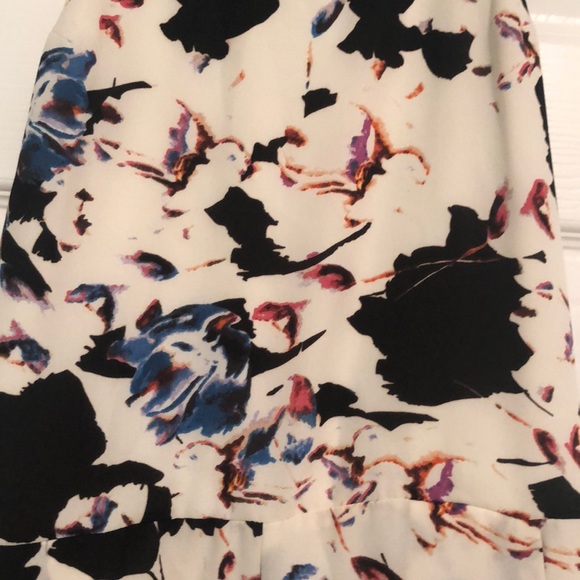 Romper - Picture 2 of 3